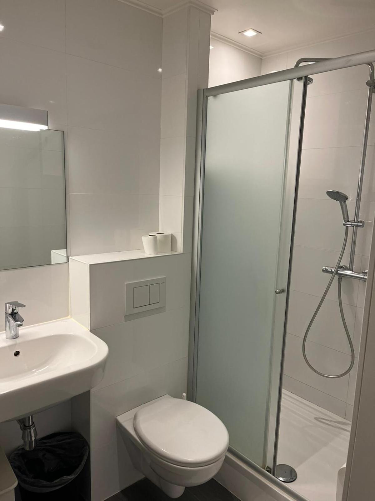 De Geestige Put Hostel Waregem Εξωτερικό φωτογραφία